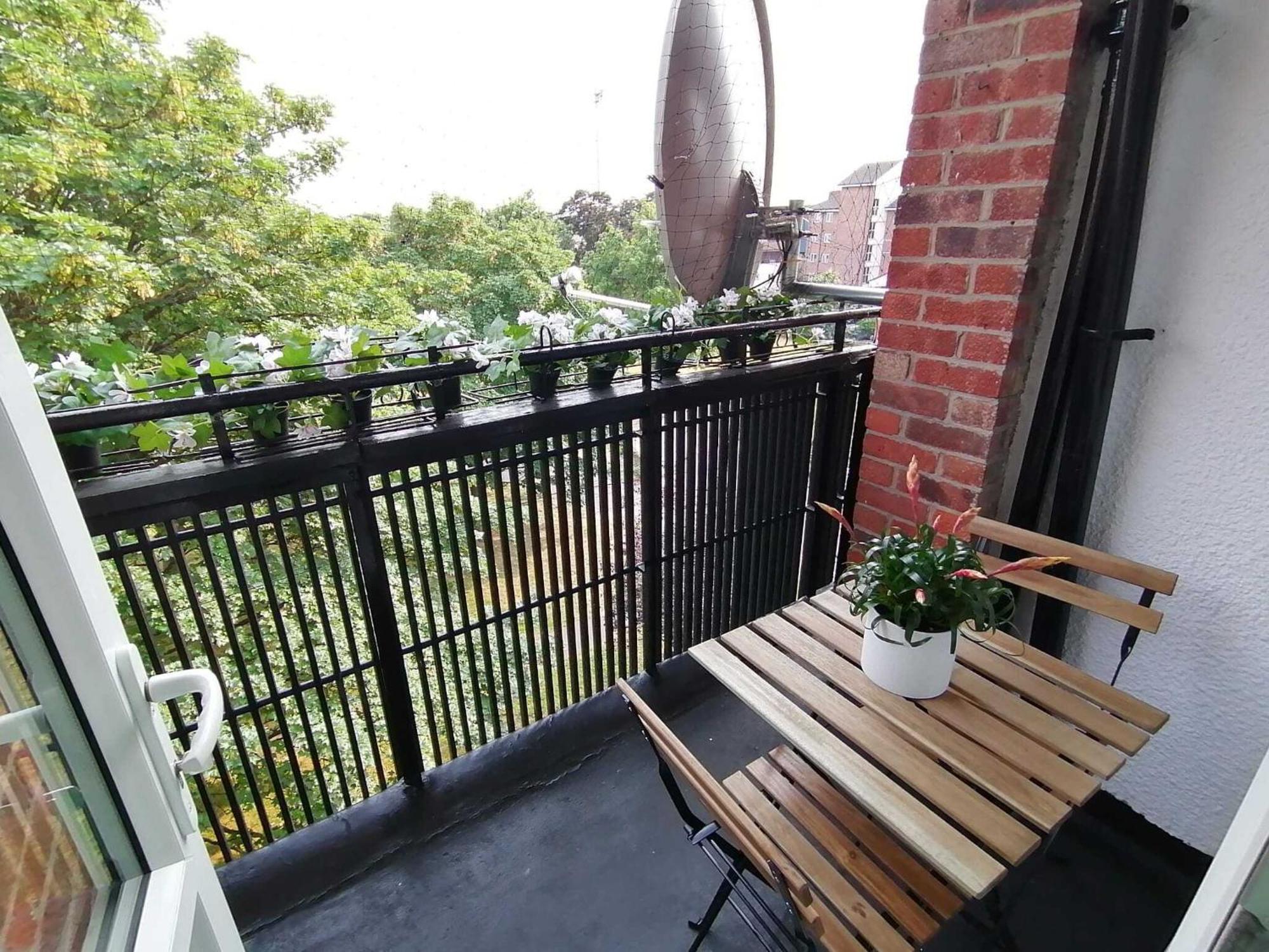 White City Apartment, Your London Stay Exterior foto